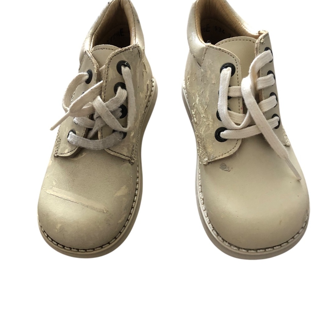 NWOT Dogi Mexico Sz 17 (US 11) Dogi Kids Cream Minimalist Lace-Up Shoes—Damaged